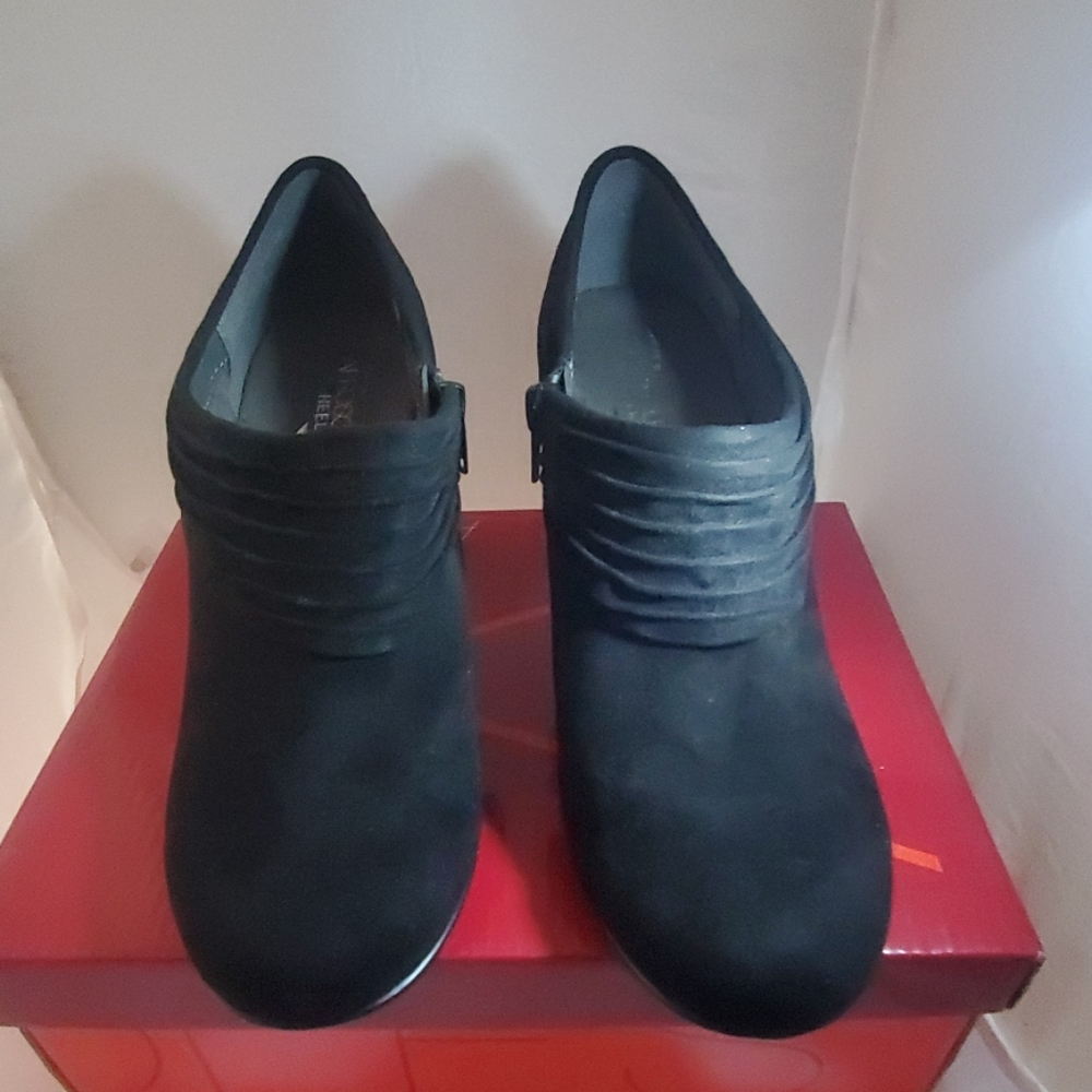 Aerosoles Women's ankle boots  STARRING ROLE.